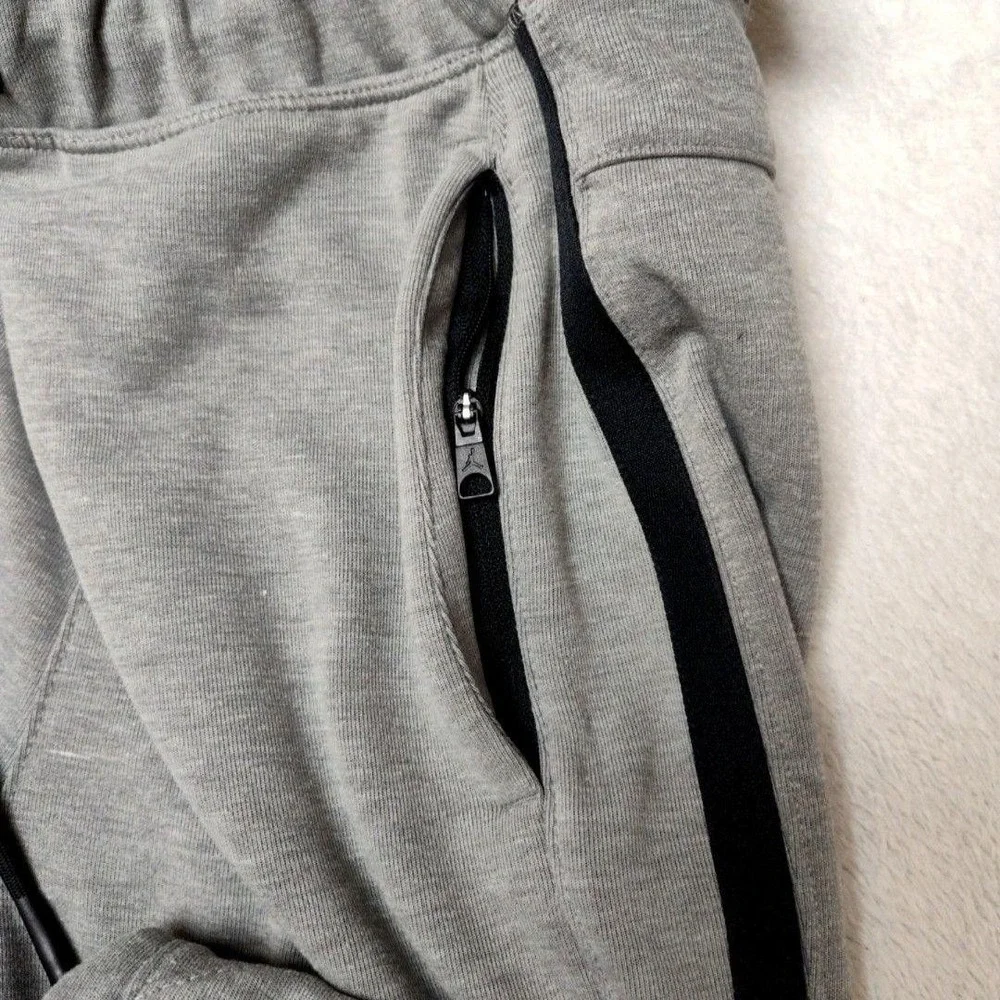 Nike AIr Jordan Jogger Pants Mens Small Gray Slim Workout Gym Zip Pocket DV9785